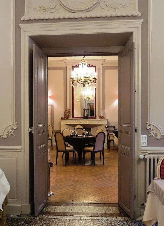 Hotel Moderne Et Pigeon Limoux Εξωτερικό φωτογραφία